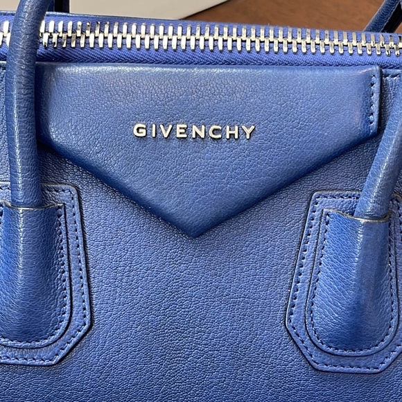 Givenchy Cobalt Blue Antigona Medium Grained Leather Bag Tote and Shoulder Bag - Picture 5 of 10